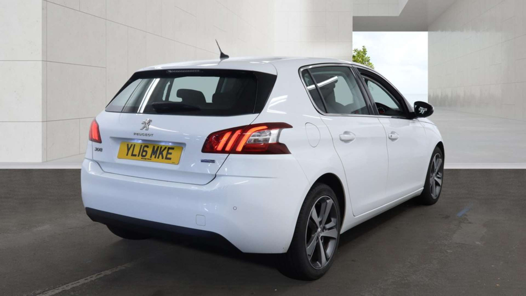 Peugeot 308 Allure Puretech Ss White #4