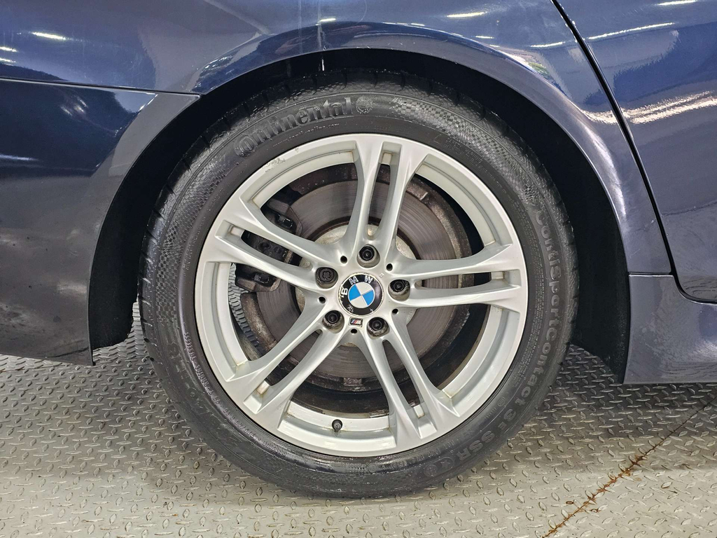 BMW 5 Series Saloon 518D Se Mot February 2025 Full Service Black #34