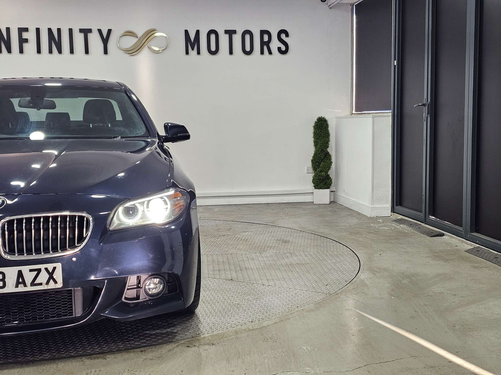BMW 5 Series Saloon 518D Se Mot February 2025 Full Service Black #10