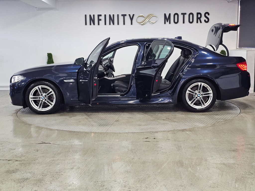 BMW 5 Series Saloon 518D Se Mot February 2025 Full Service Black #42