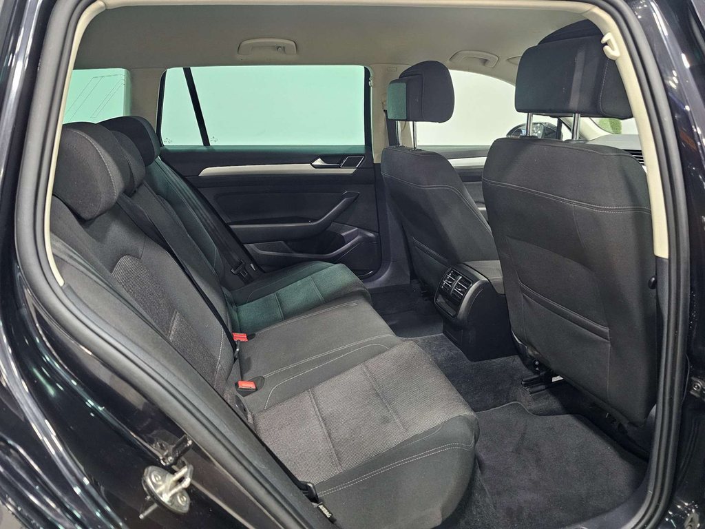 Volkswagen Passat Estate 2.0 Tdi Se Business Dsg Euro 6 Ss 2 Silver #56
