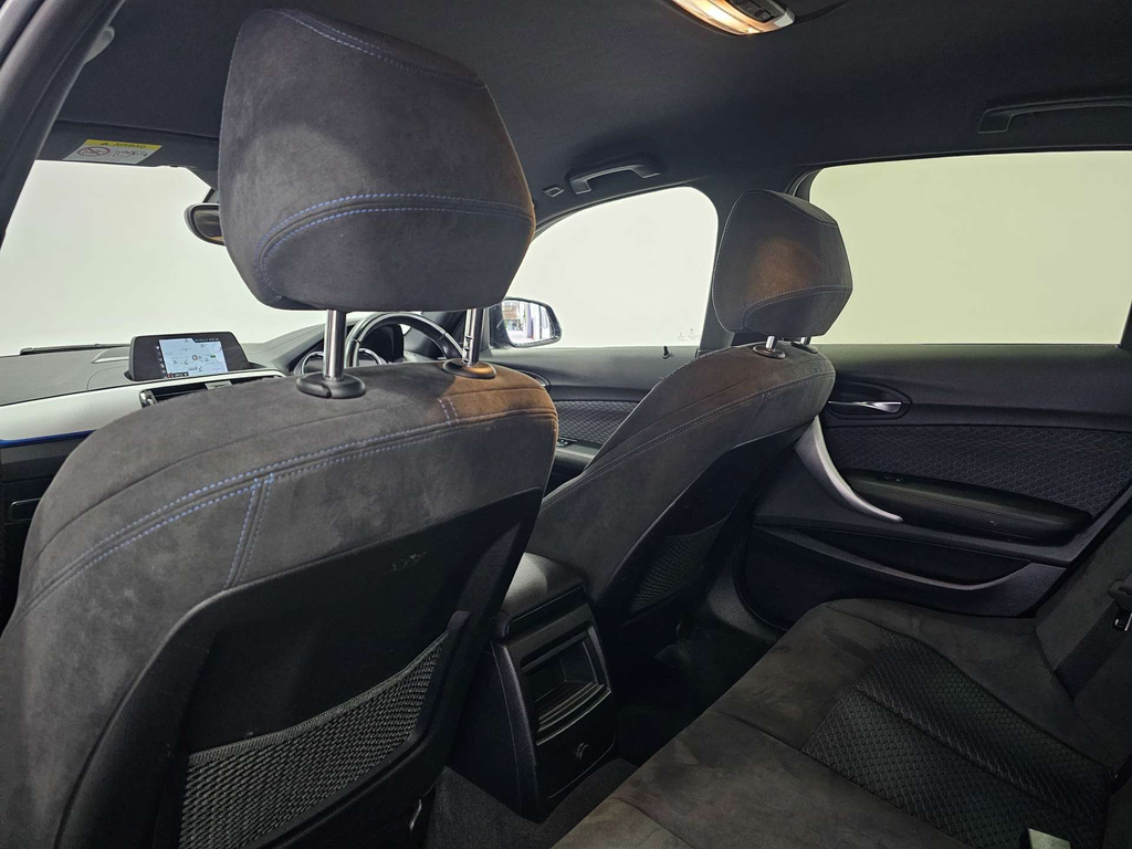 BMW 1 Series Se Black #54