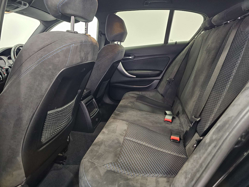 BMW 1 Series Se Black #53