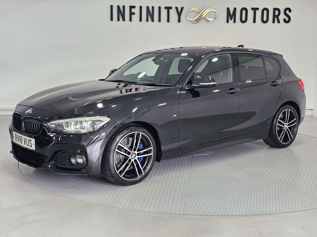 BMW 1 Series Se Black #20