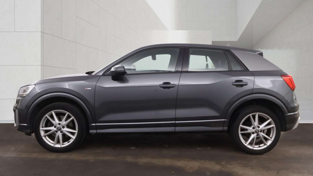 Audi Q2 S Line Tfsi  #6