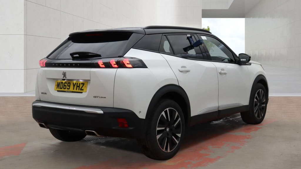 Peugeot 2008 Gt Line Puretech Ss  #4