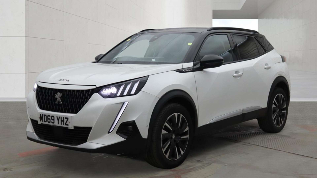 Peugeot 2008 Gt Line Puretech Ss  #2