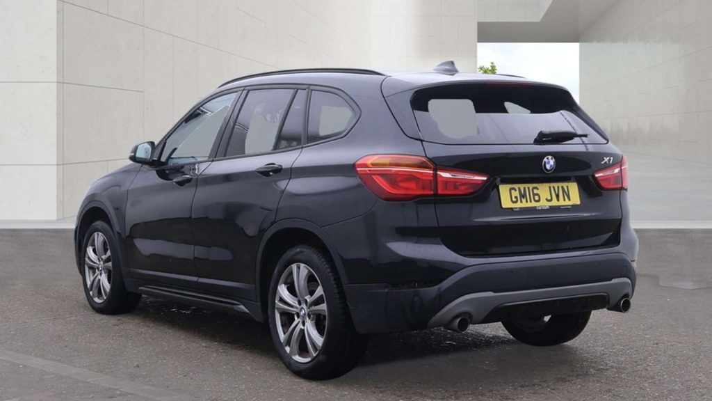 BMW X1 Xdrive 20D Sport 4Wd Black #3