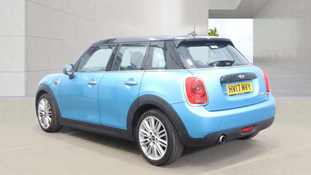 Mini Hatch Cooper D #3