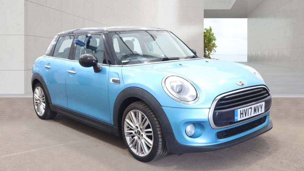 Mini Hatch Cooper D