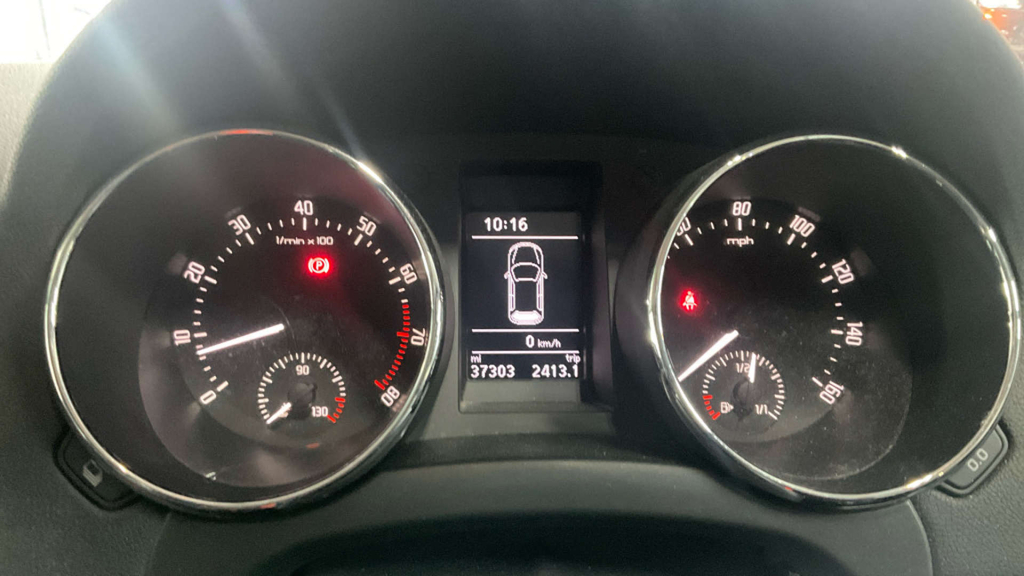 Skoda Yeti 2L Elegance Black #10