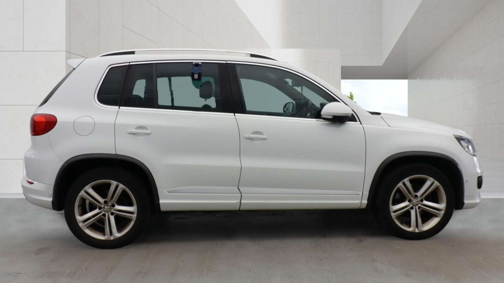 Volkswagen Tiguan R-line Edition Tdi Bluemotion Technology 4Motion 4 SK16VKM #5