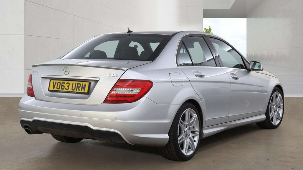 Mercedes-Benz C Class Amg Sport Cdi Blueefficiency #4