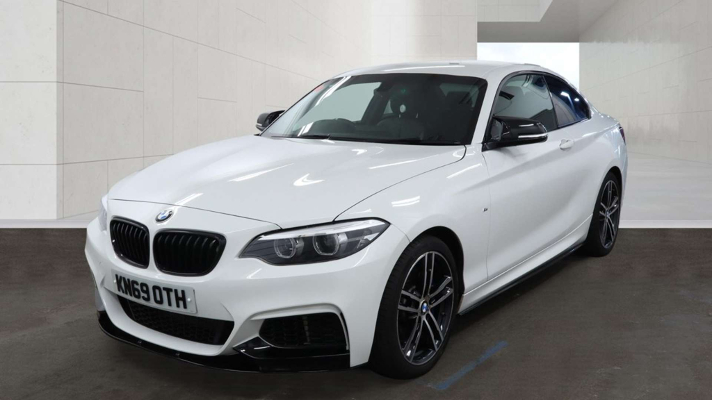 BMW 2 Series M Sport White #2