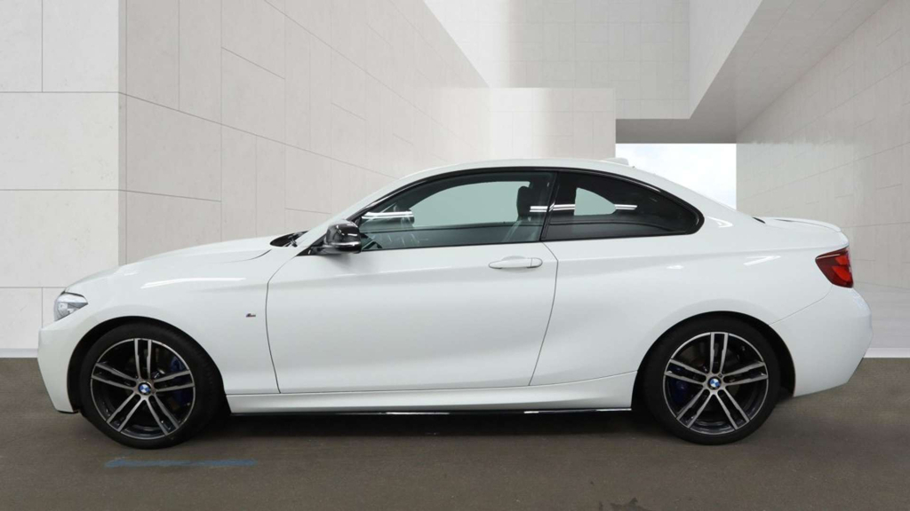 BMW 2 Series M Sport White #6