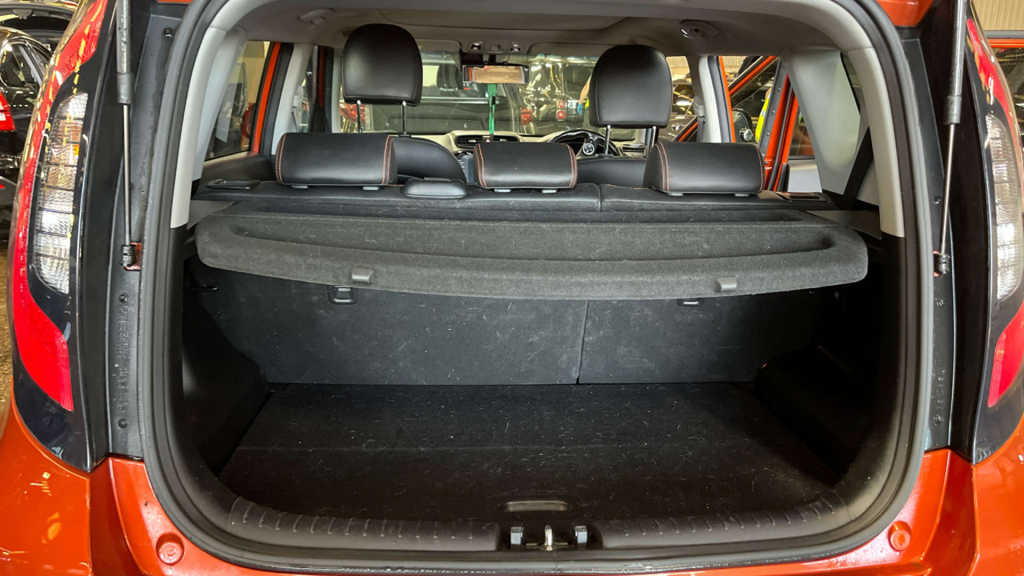 Kia Soul Crdi 2 White #7