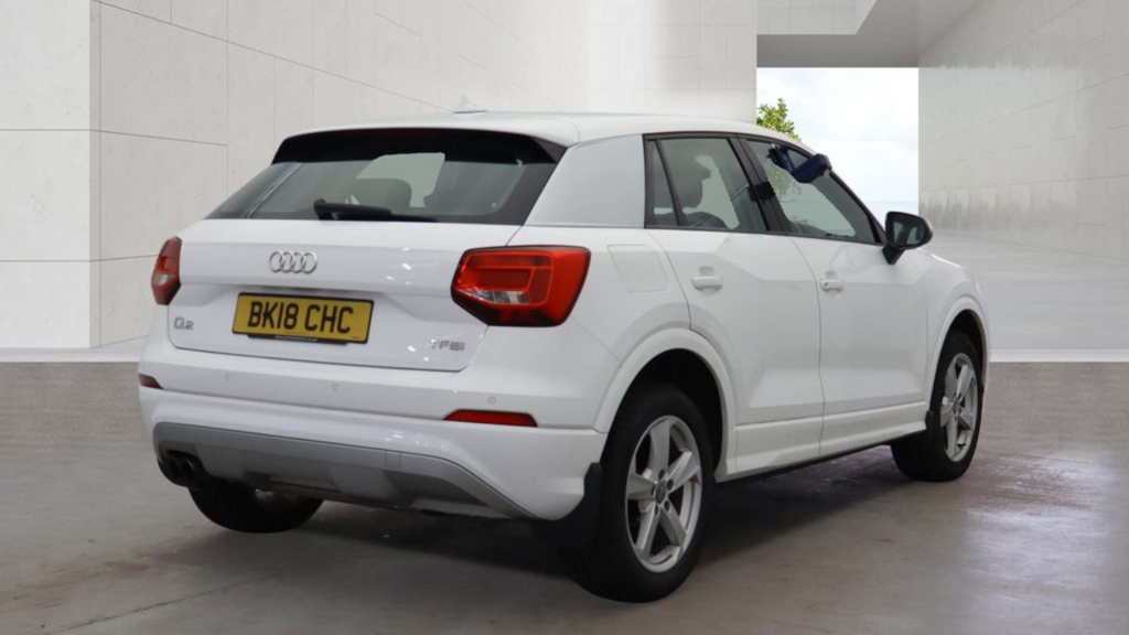 Audi Q2 Sport Tfsi  #4