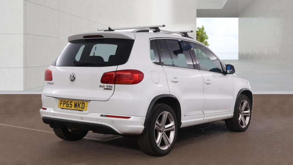 Volkswagen Tiguan R-line Edition Tdi Bluemotion Technology 4Motion 4 White #4