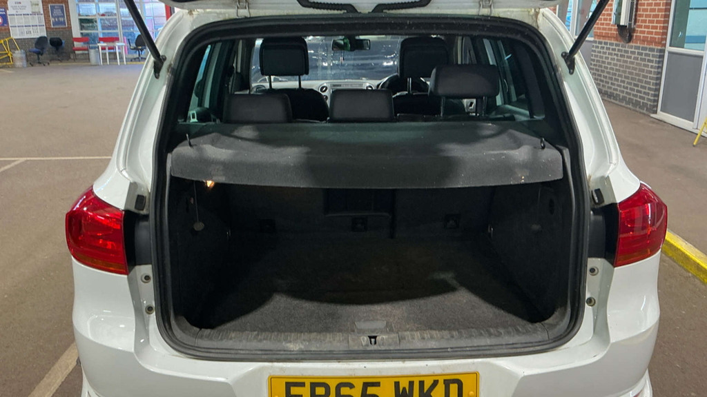 Volkswagen Tiguan 2.0 Tdi Bluemotion Tech Match Blue #7