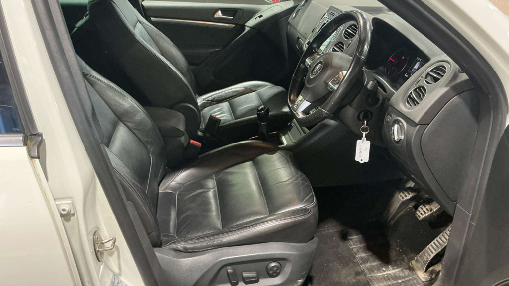 Volkswagen Tiguan 2.0 Tdi Bluemotion Tech Match Blue #9