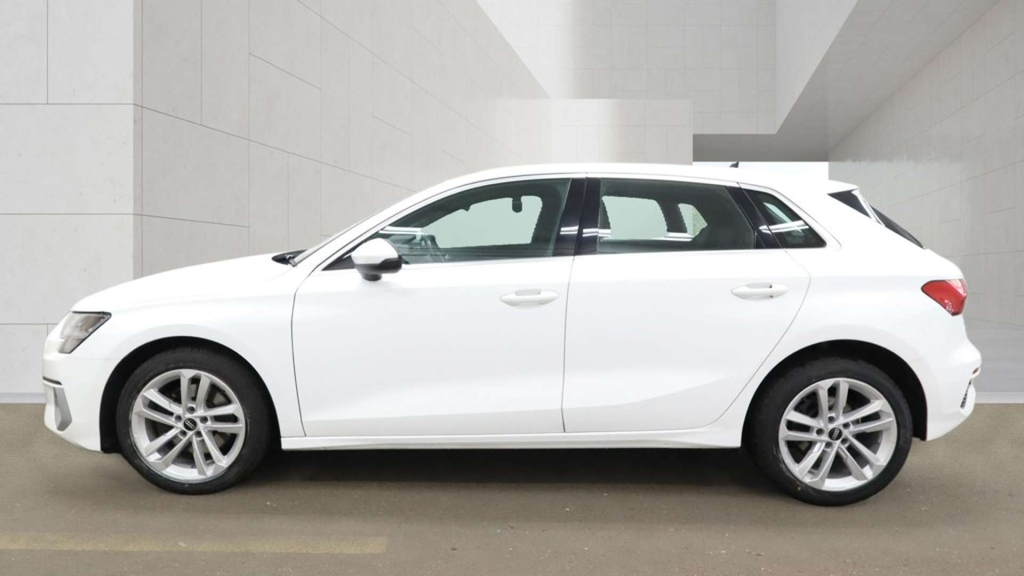 Audi A3 Sportback 30 Tfsi Sport #6