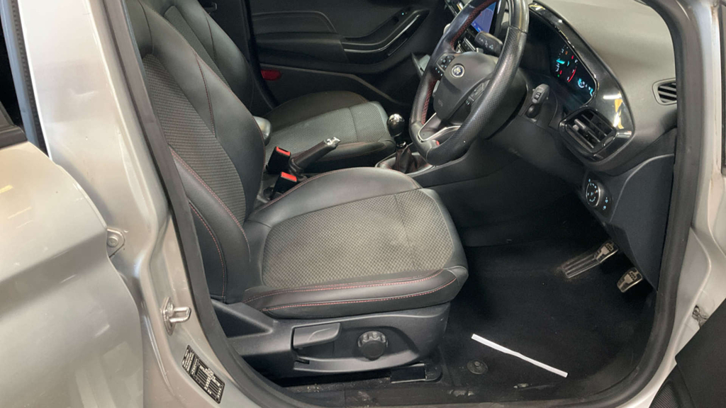 Ford Fiesta 1L St-line Edition Black #9