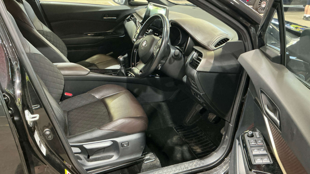 Toyota C-Hr Excel Silver #9