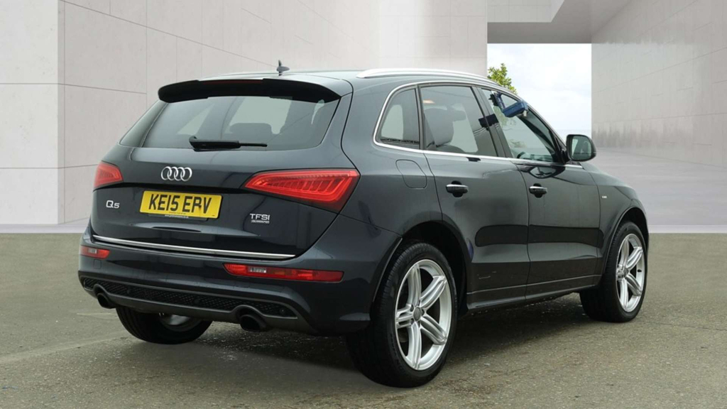 Audi Q5 S Line Tfsi Quattro 4Wd  #4