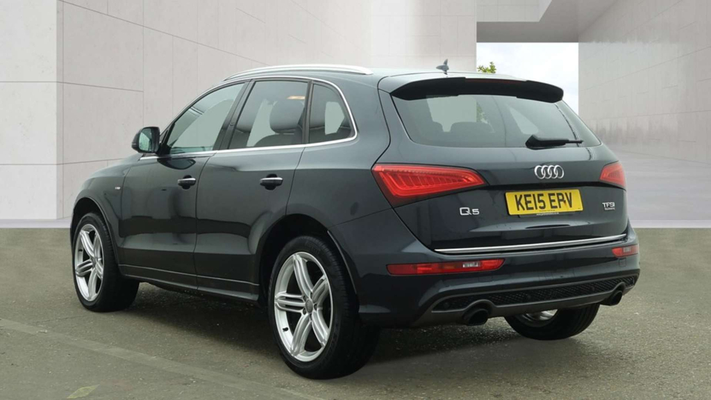Audi Q5 S Line Tfsi Quattro 4Wd  #3
