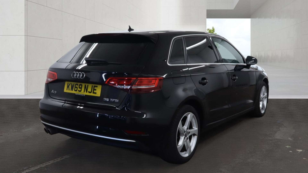 Audi A3 Sportback 35 Tfsi Sport  #4