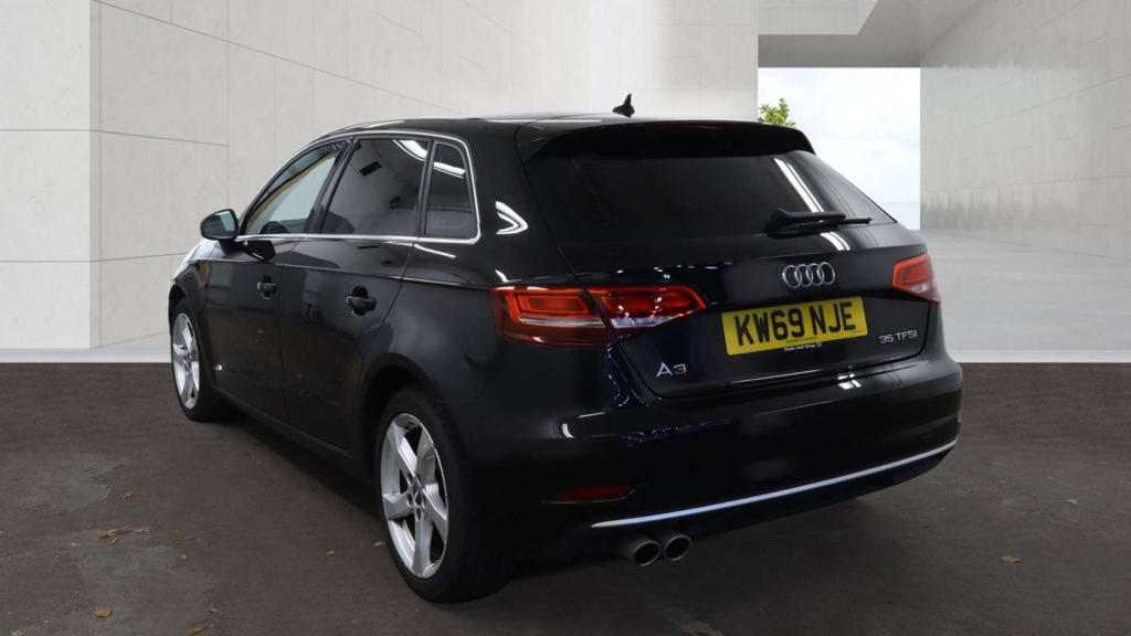 Audi A3 Sportback 35 Tfsi Sport  #3