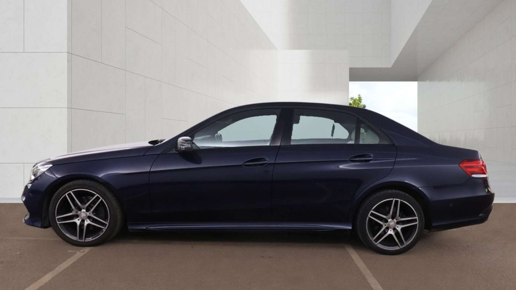Mercedes-Benz E Class Amg Night Edition Bluetec  #6