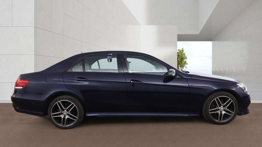 Mercedes-Benz E Class Amg Night Edition Bluetec  #5