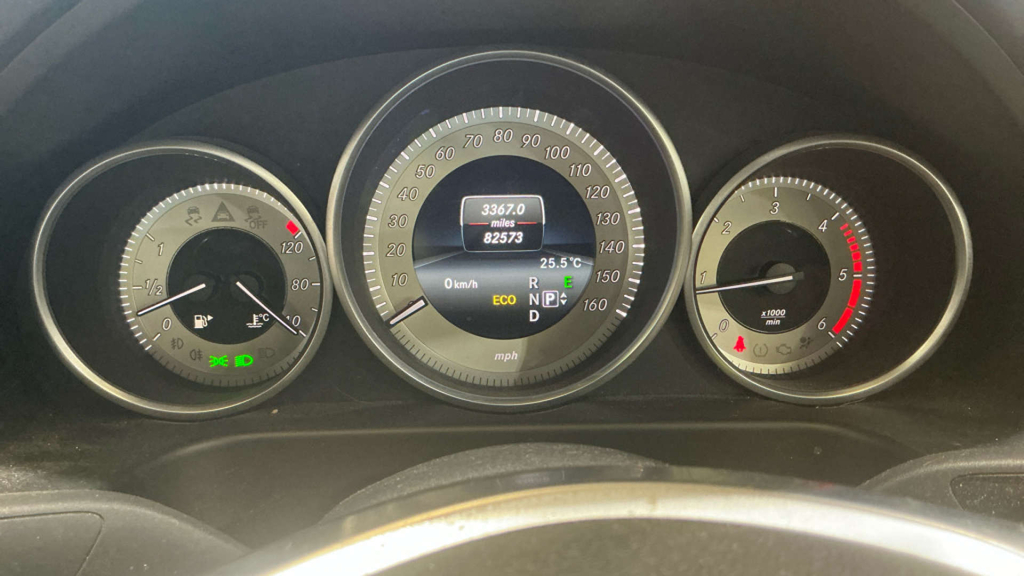 Mercedes-Benz E Class Convertible 3.0 E350d V6 Amg Line Edition Cabriole Silver #10