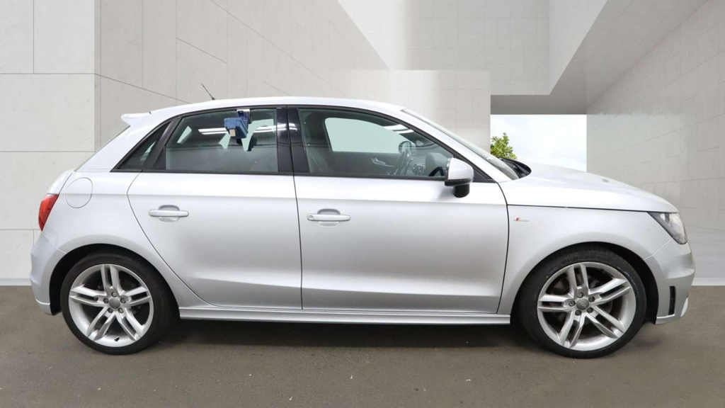 Audi A1 Sportback Tfsi S Line Silver #5