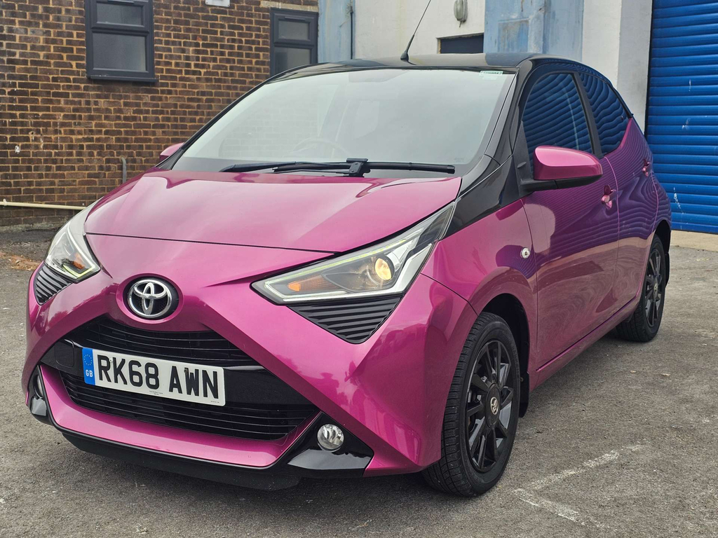 Toyota Aygo X X-press White #8