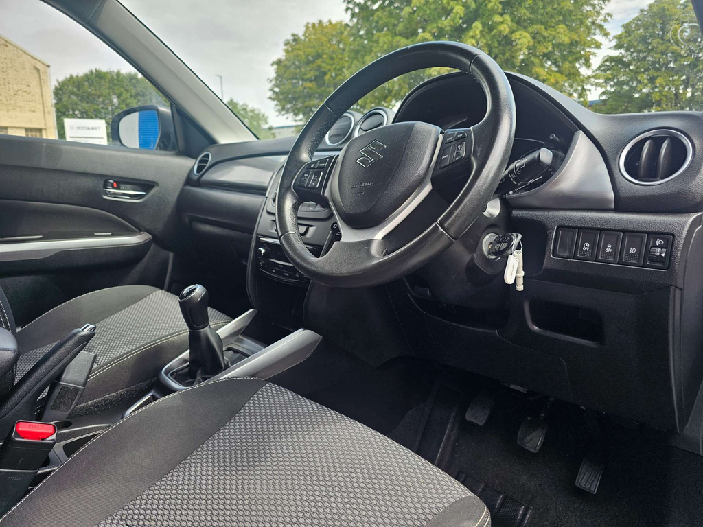 Suzuki Vitara Vitara Sz5 Boosterjet Allgrip Red #7