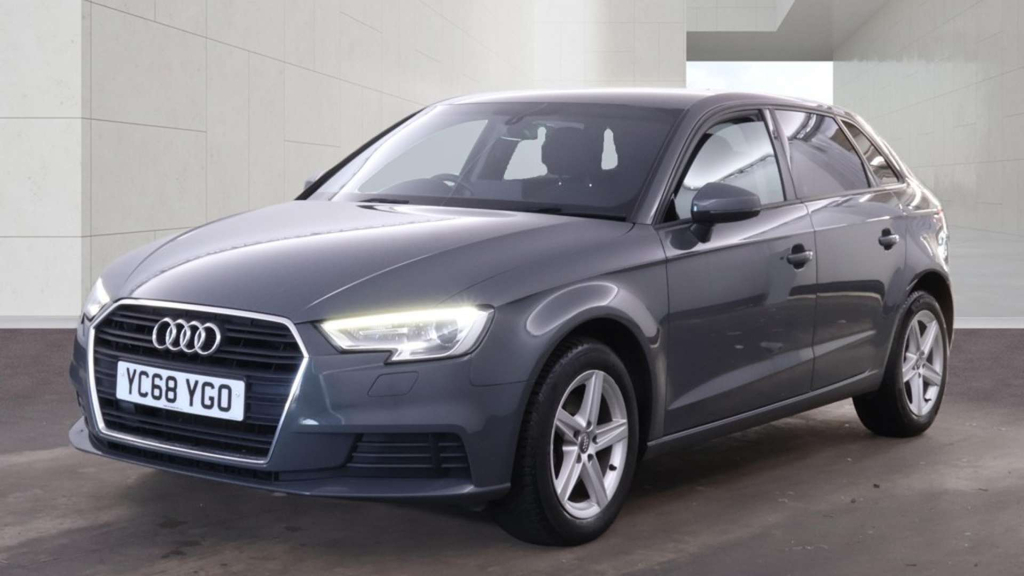 Audi A3 Sportback 30 Tfsi Se Technik #2