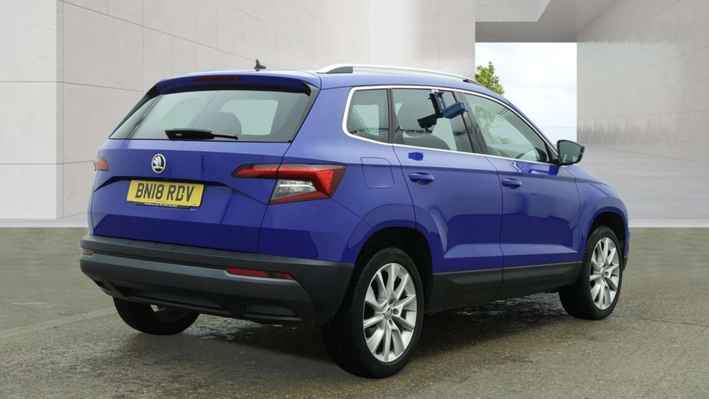 Skoda Karoq Tsi Edition Grey #4