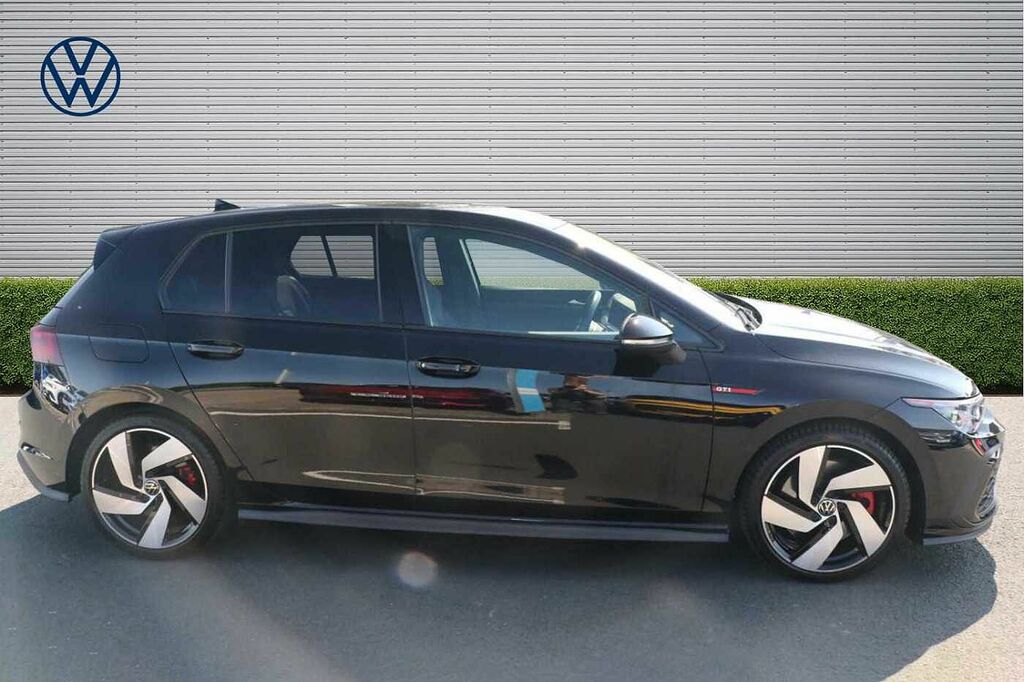 Volkswagen Golf 2.0 Tsi Gti Black #4