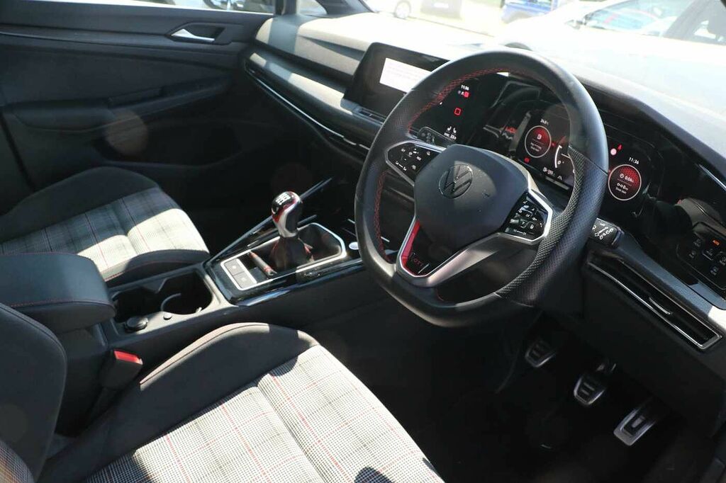 Volkswagen Golf 2.0 Tsi Gti Black #6