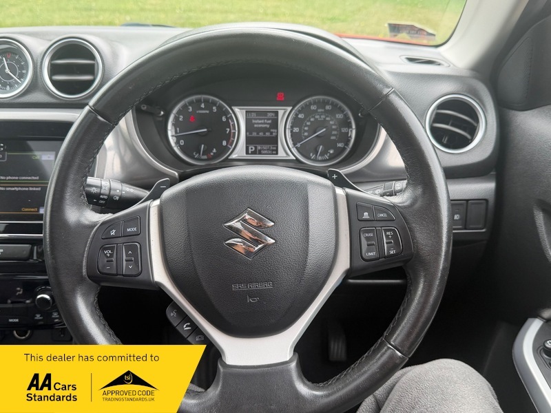 Suzuki Grand Vitara 1.6 Sz5 Allgrip Euro 6 S S White #37