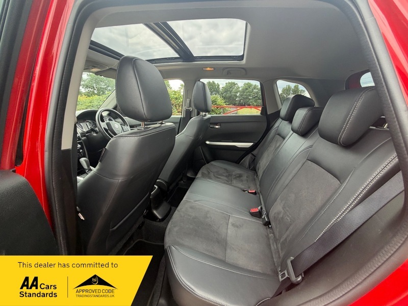 Suzuki Grand Vitara 1.6 Sz5 Allgrip Euro 6 S S White #29