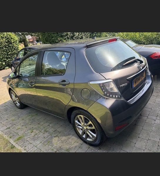 Toyota Yaris 1.33 Dual Vvt-i Icon MT14OMU Grey #4