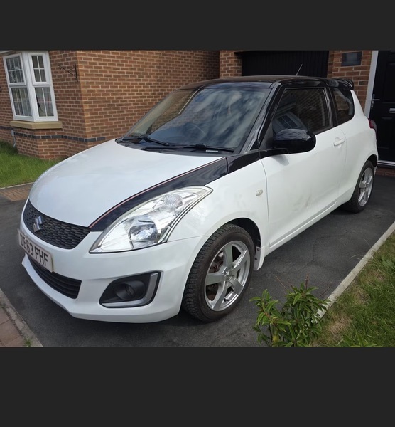 Suzuki Swift 1.2 Sz3 Hatchback White #2