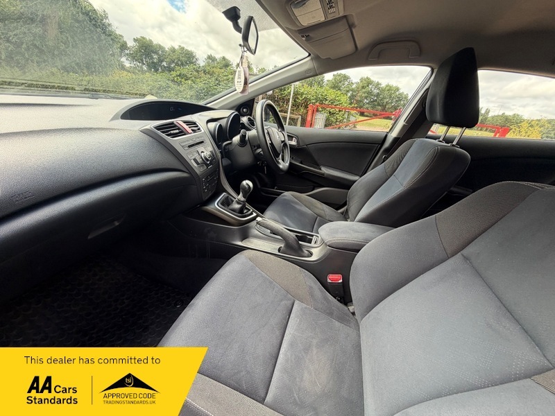 Honda Civic Estate 1.6 I-dtec Black Edition Tourer Euro 5 Ss Black #35