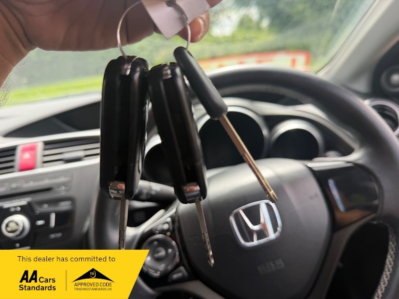 Honda Civic Estate 1.6 I-dtec Black Edition Tourer Euro 5 Ss Black #42