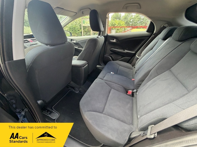 Honda Civic Estate 1.6 I-dtec Black Edition Tourer Euro 5 Ss Black #27