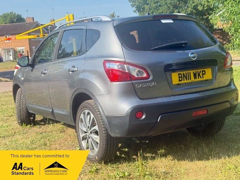 Nissan Qashqai 1.6 Acenta 2Wd Euro 5 Ss Red #16