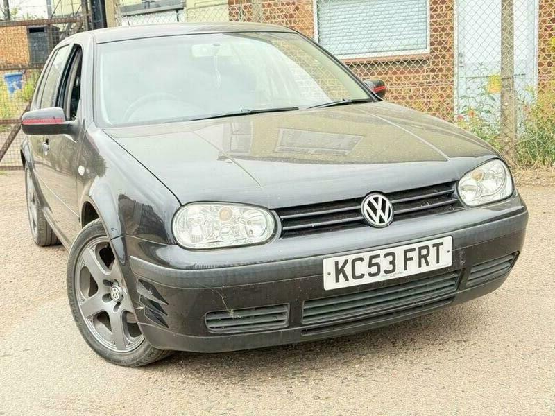 Volkswagen Golf 1.9 Tdi Pd Match Black #2